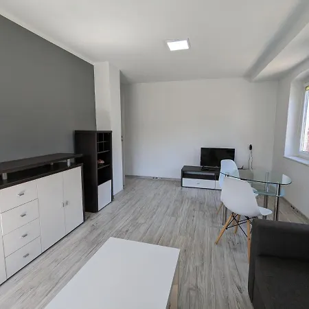 Apartment Nad Drawa Zlocieniec